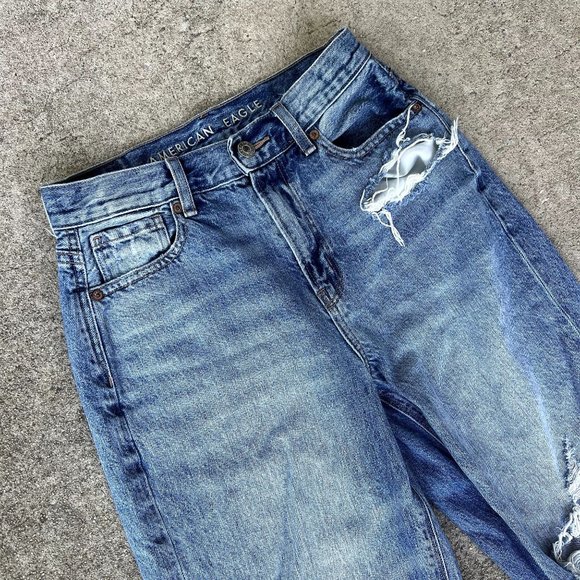 American Eagle AE Ripped Distressed Relaxed Mom Jean Daylight Destroy US 0 Reg - Picture 2 of 11